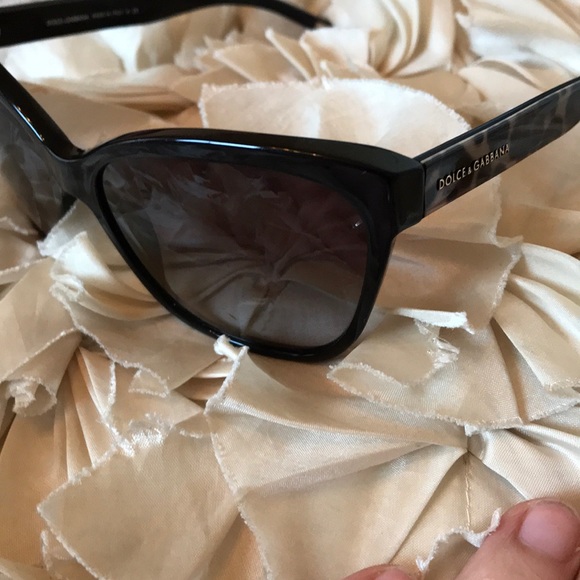 100% authentic Dolce&Gabbana cat eye sunglasses 😎 - Picture 6 of 7
